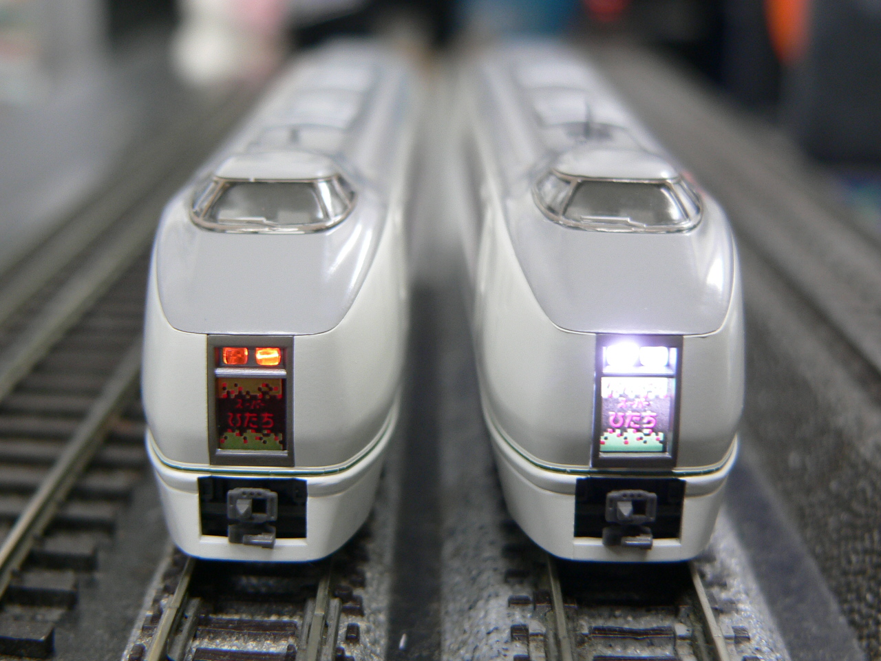 カトーの651系スーパーひたちのライトをLED化しました。: もけい