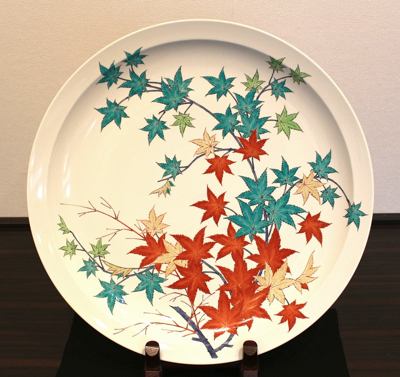 22767 人間国宝 14代酒井田柿右衛門 (濁手紅葉文皿)SAKAIDA Kakiemon