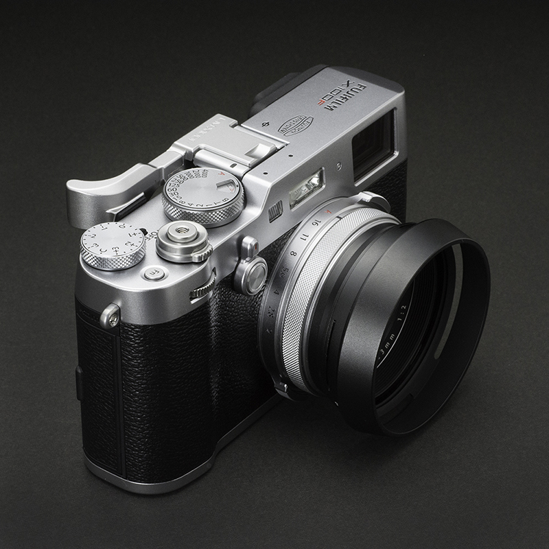 FUJIFILM X100F用の「フォールディングサムレスト」 - デジカメ Watch