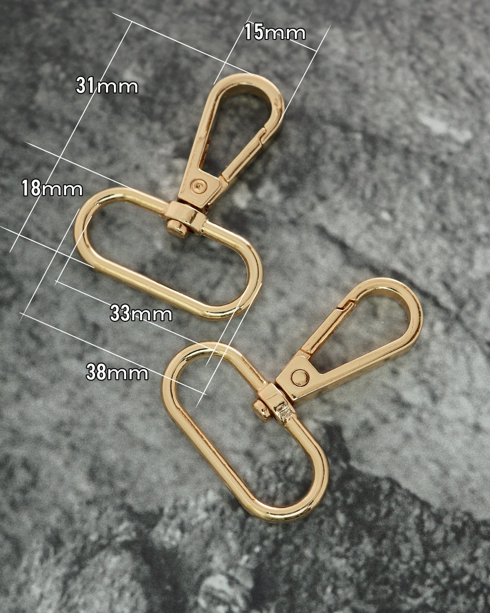 ナスカン 尾内径 約33mm 4個入り JPC0222-33 - アクセサリーパーツ