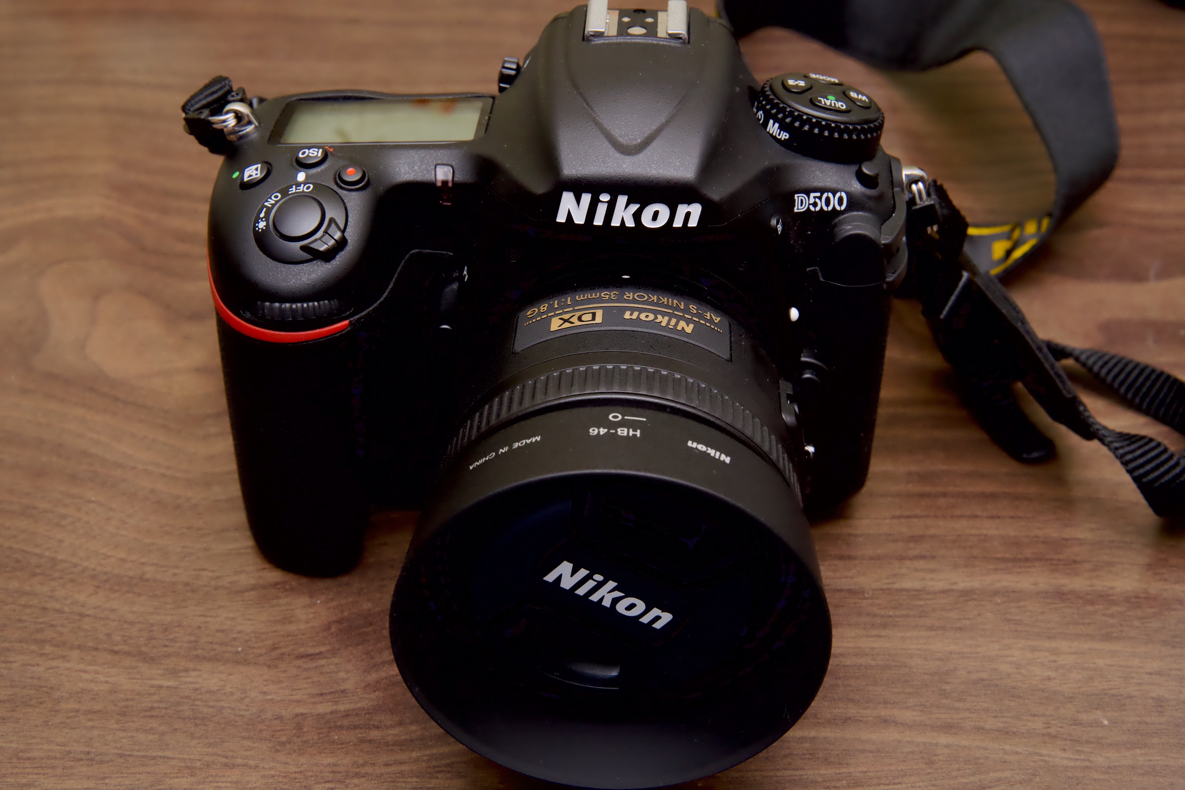 気軽な単焦点を手に。ニコン AF-S DX NIKKOR 35mm f/1.8Gを購入