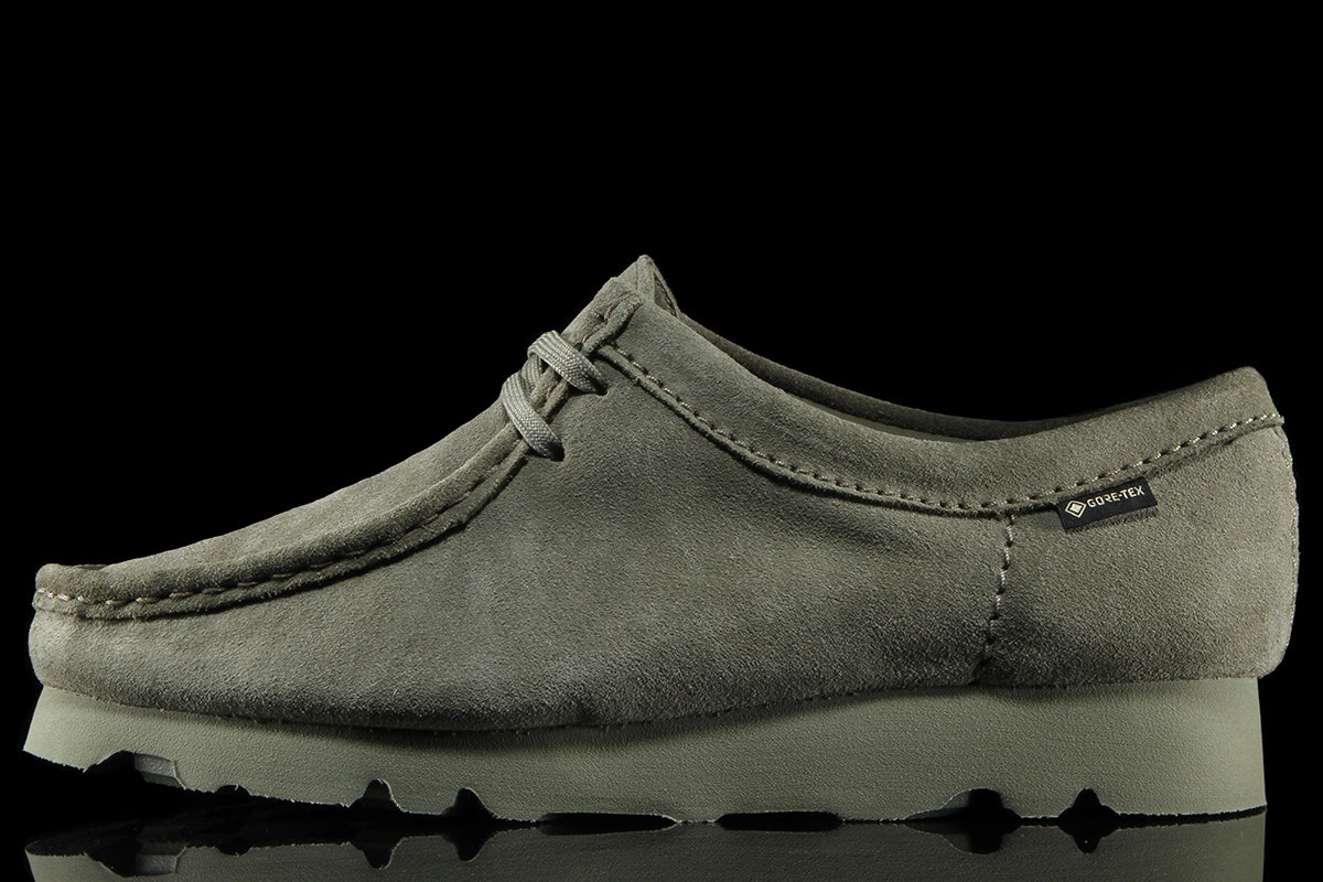 Women's Wallabee GTX Khaki/Green Suede – Premier