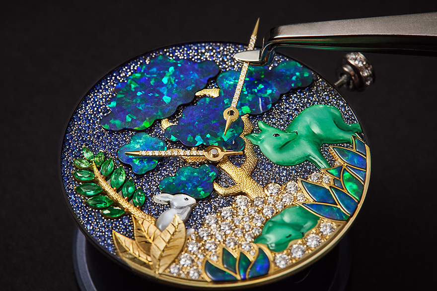 まるで宝石の絵画。クリスチャン ディオールの「ラ デ ドゥ ディオール