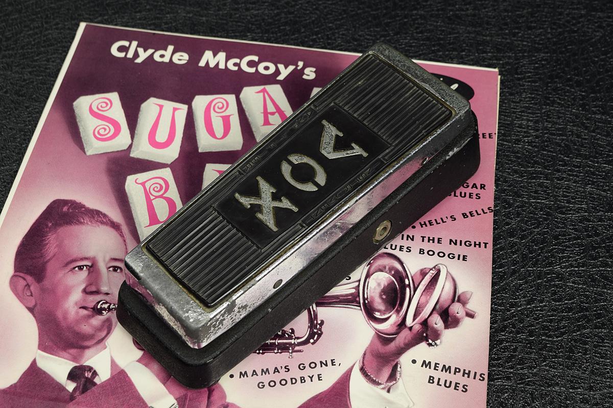 通称 Signature と言われるClydeMcCoy氏の名前だけ記載されたモデル