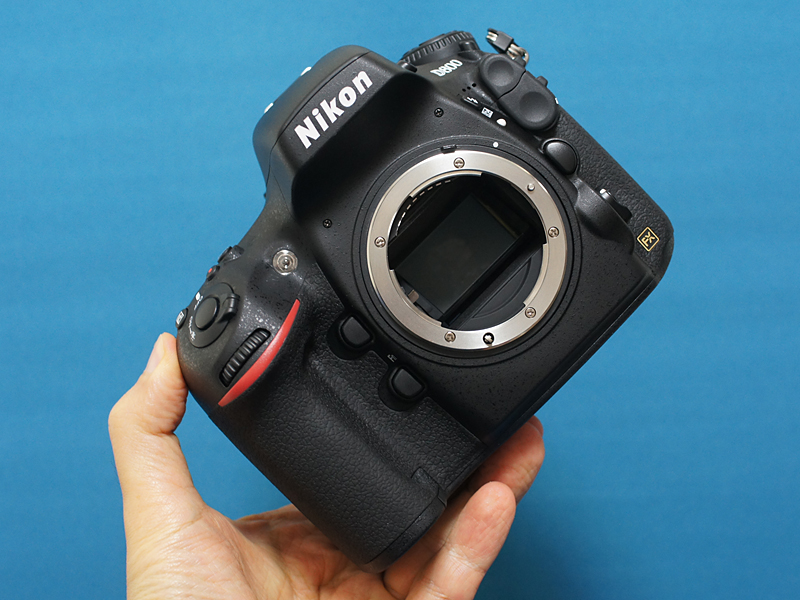 ニコン Nikon D810 フルサイズ・デジタル一眼レフ /monoxデジカメ比較
