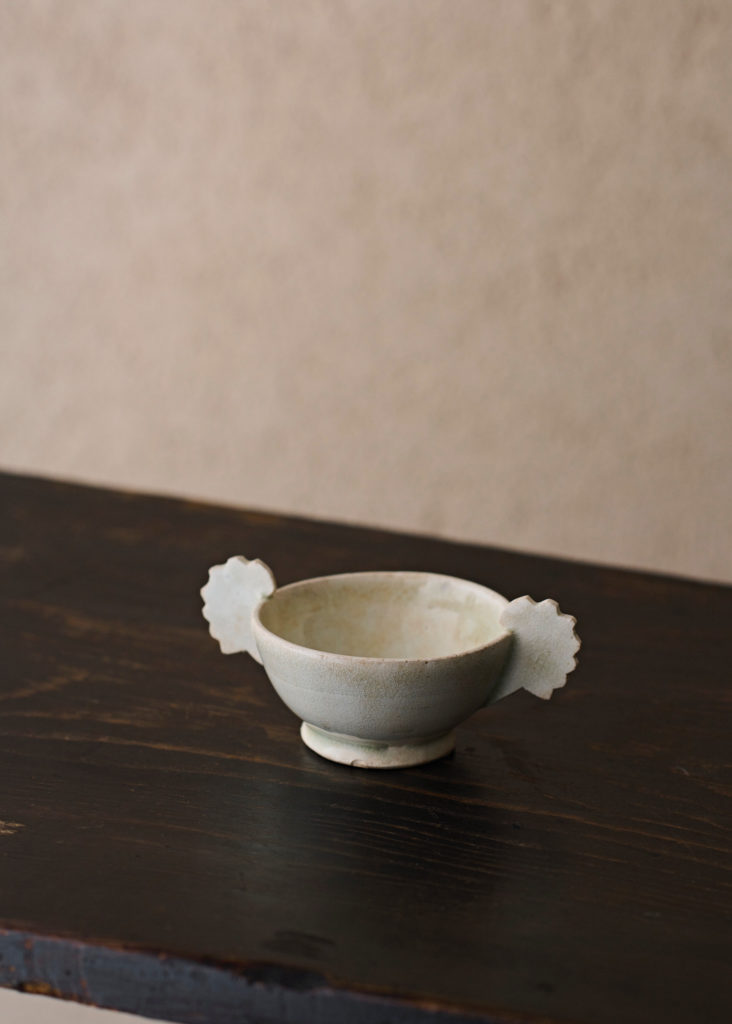 Blog » 李朝初期白磁耳盃 ｜大塚美術 / Otsuka Fine Art