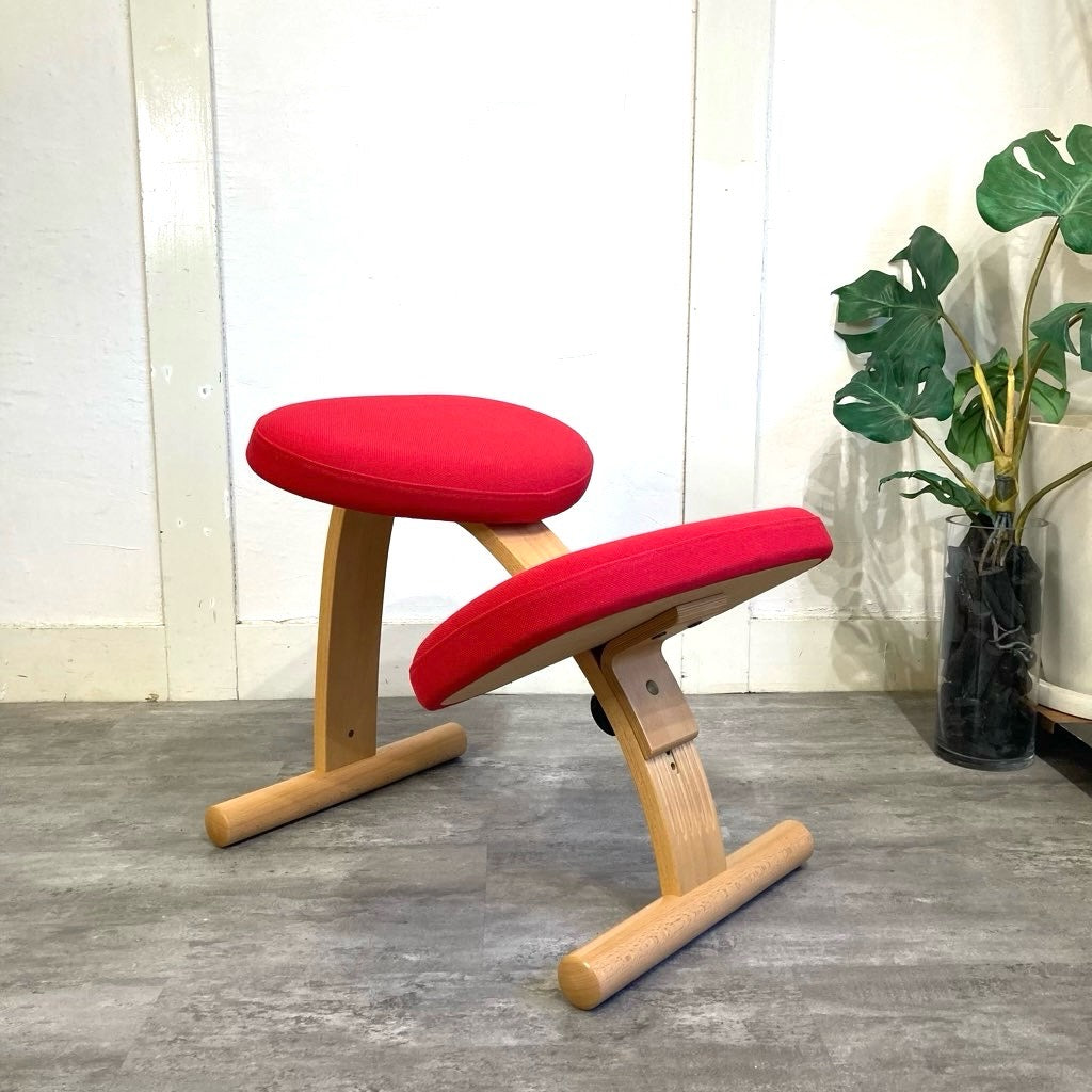 リボ / Rybo バランスチェアイージー 北欧 ノルウェー 姿勢 猫背 中古