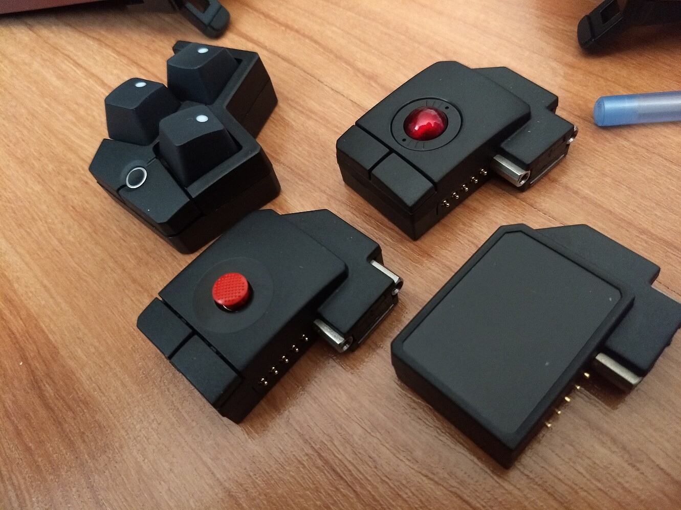 Ultimate Hacking Keyboard, Addon Modules