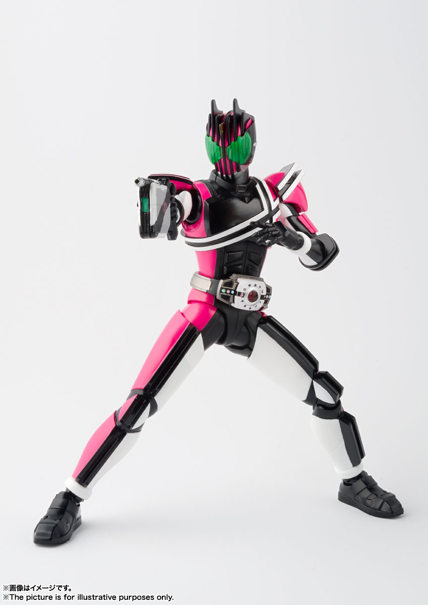 S.H.Figuarts（真骨彫製法） 仮面ライダーディケイド 50th Anniversary