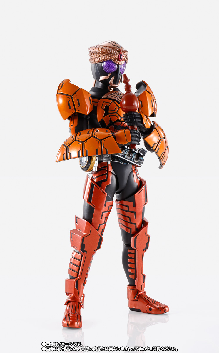 S.H.Figuarts（真骨彫製法） 仮面ライダーオーズ ブラカワニ コンボ