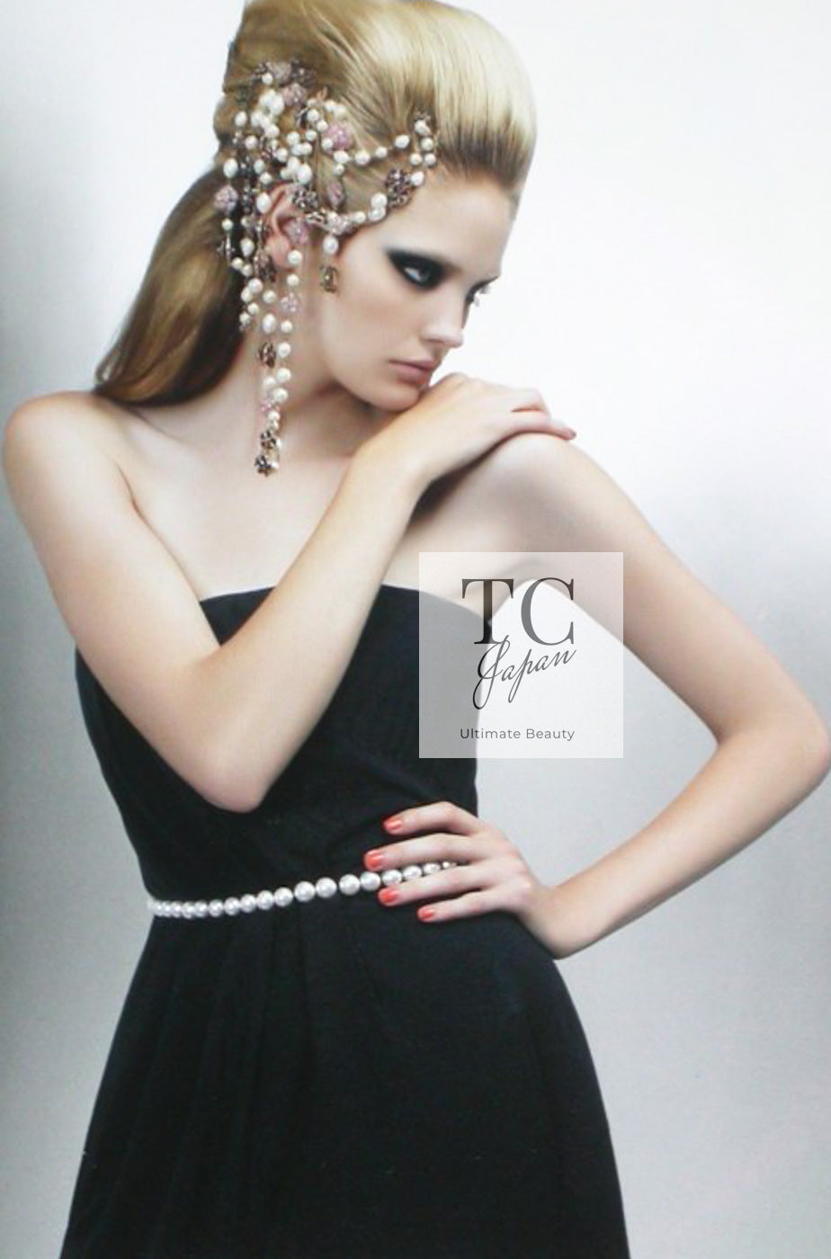 シャネル パールベルト・チューブワンピース CHANEL Black Pearl Belt