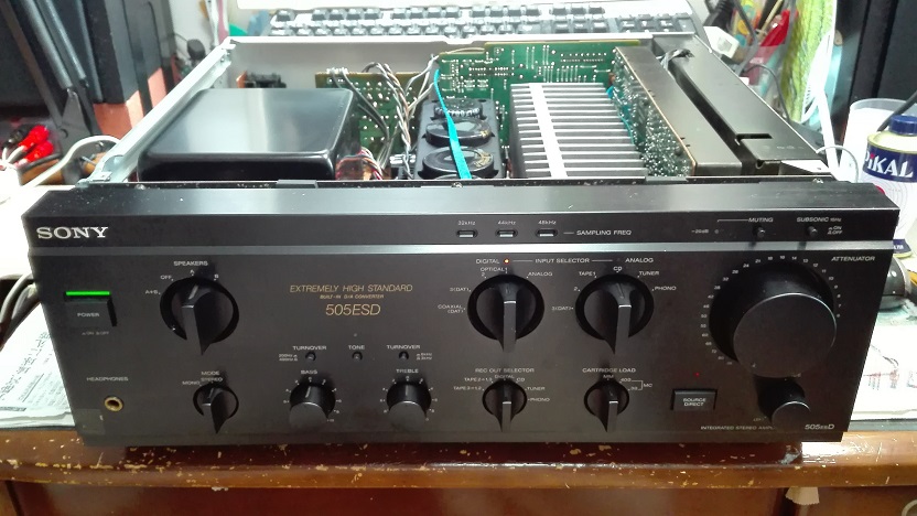 SONY TA-F505ESD [1]：◇ゆる～いオーディオ修理の追憶（その70：懲り