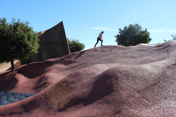 We Have Decided Not to Die”: The Work of Arakawa and Madeline Gins