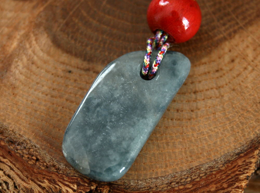 楽天市場】糸魚川 翡翠 ストラップの通販