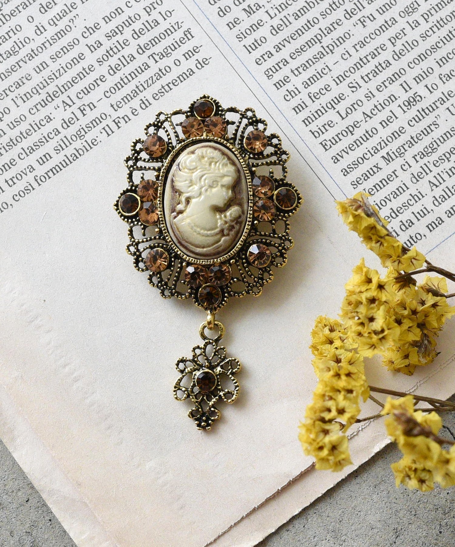 楽天市場】カメオブローチ、の通販