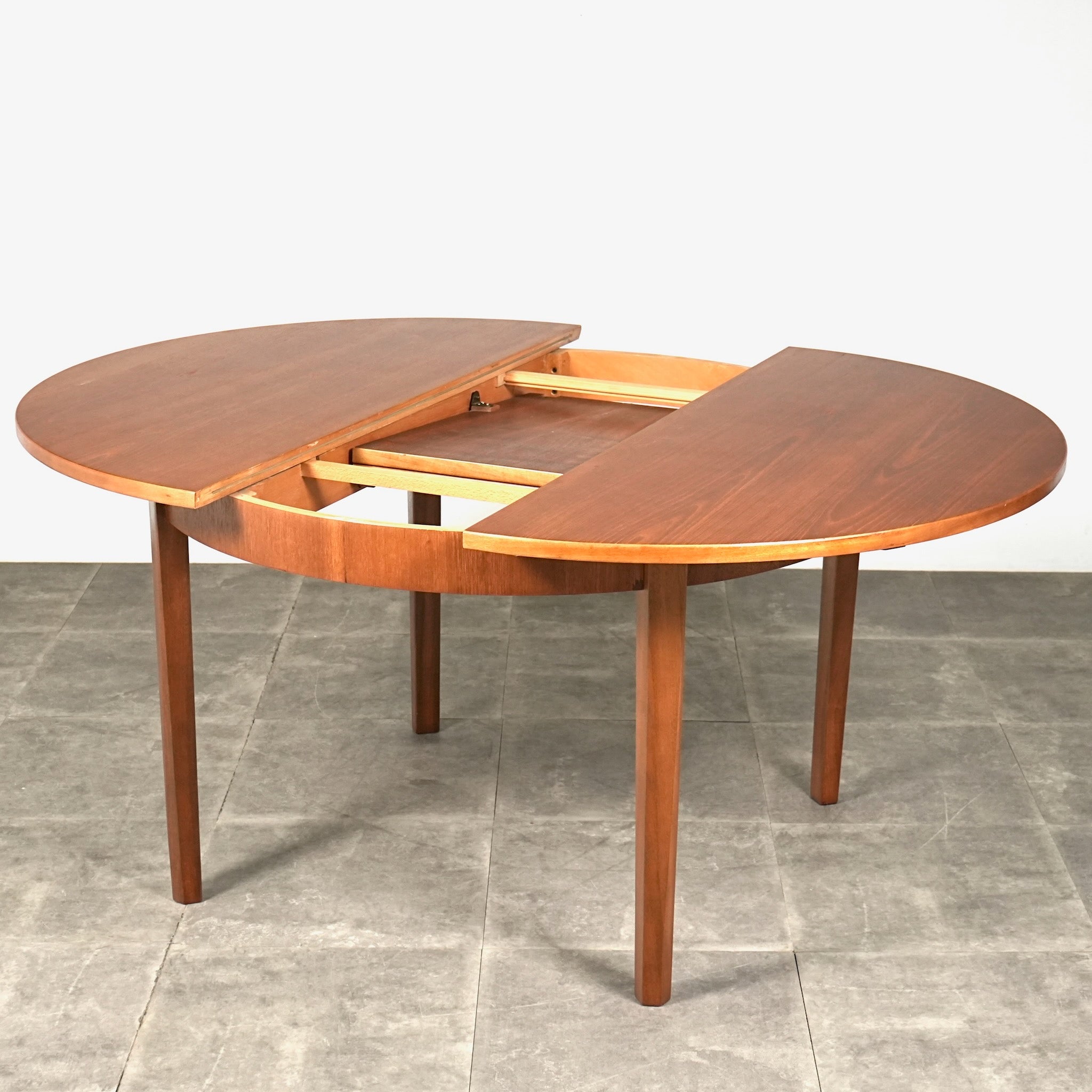 William Lawrence】エクステンション ラウンドテーブル – TIME HYPE