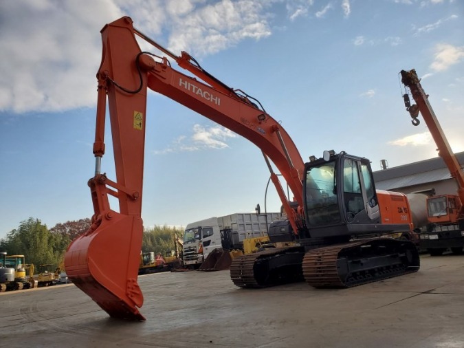 日立建機 ZX200-3 ユンボ（油圧ショベル）0.7クラス～ 中古重機・建機