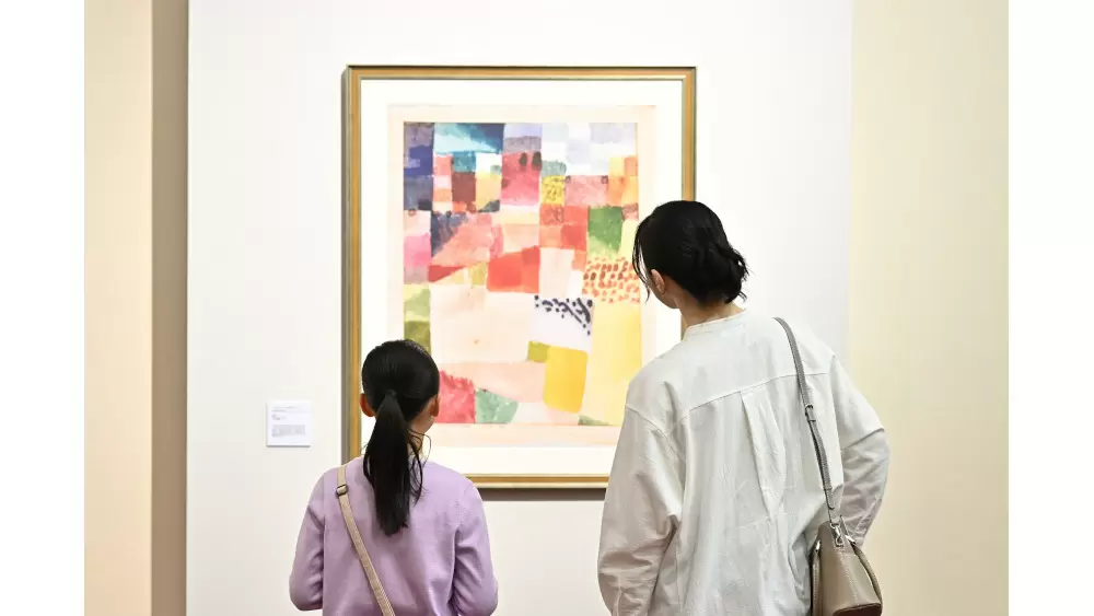 福原遥演じる有栖が魅了された「クレー」とは？『18／40～ふたり