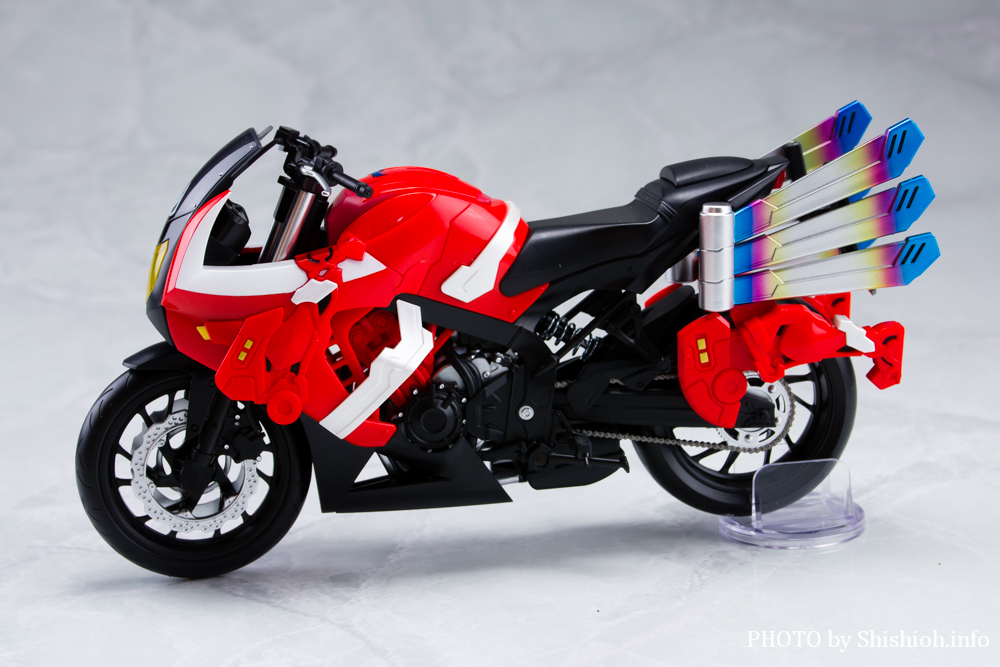 徹底レビュー】S.H.Figuarts ブーストライカー