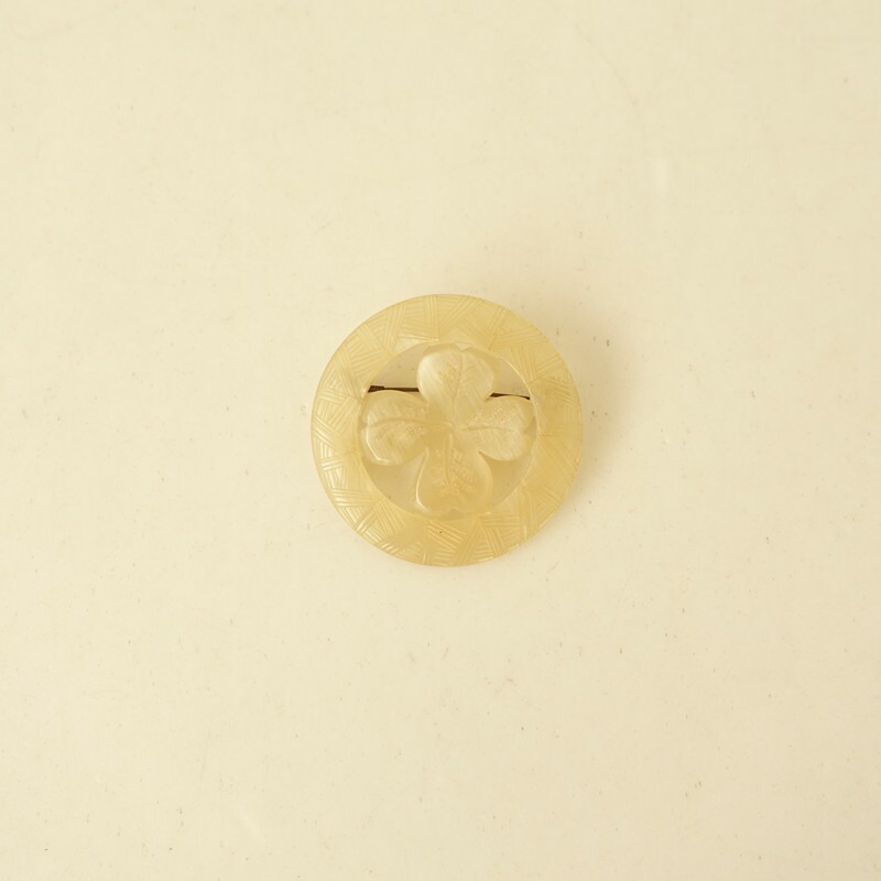 楽天市場】ミナペルホネン mina perhonen lucky clover 水牛ブローチ