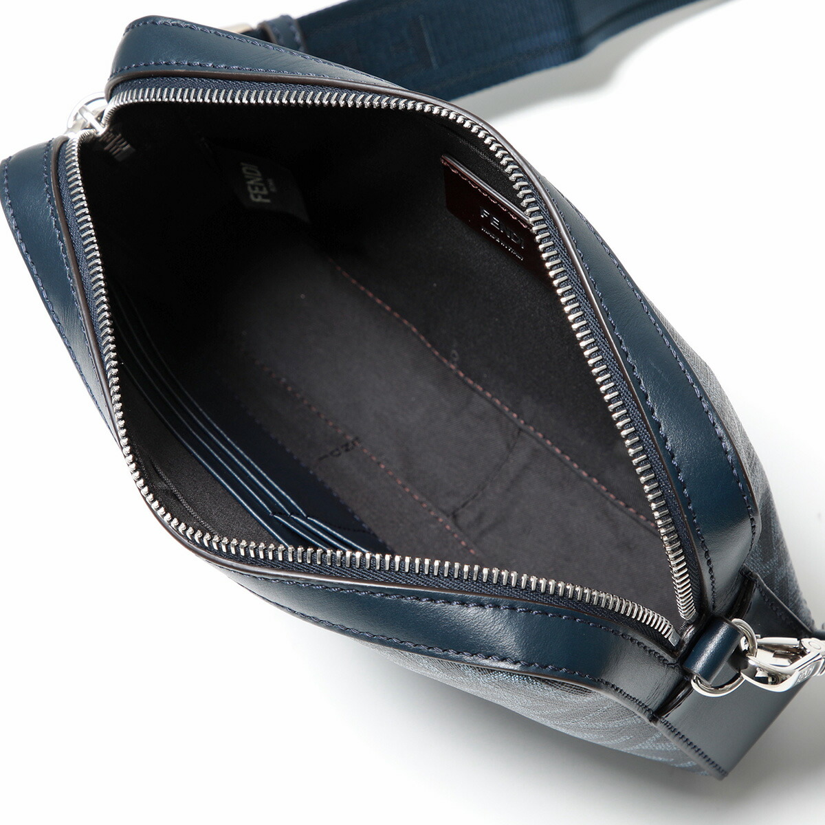 楽天市場】FENDI フェンディ ショルダーバッグ CAMERA CASE