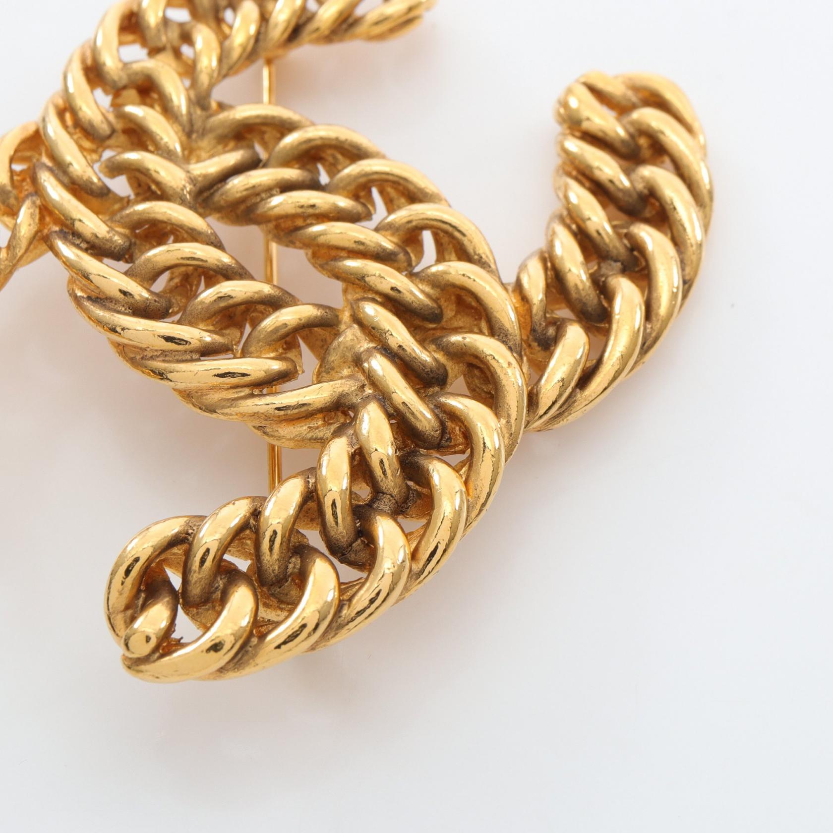 ブローチ シャネル風（ジュエリー・アクセサリー）の通販 2 CHANEL