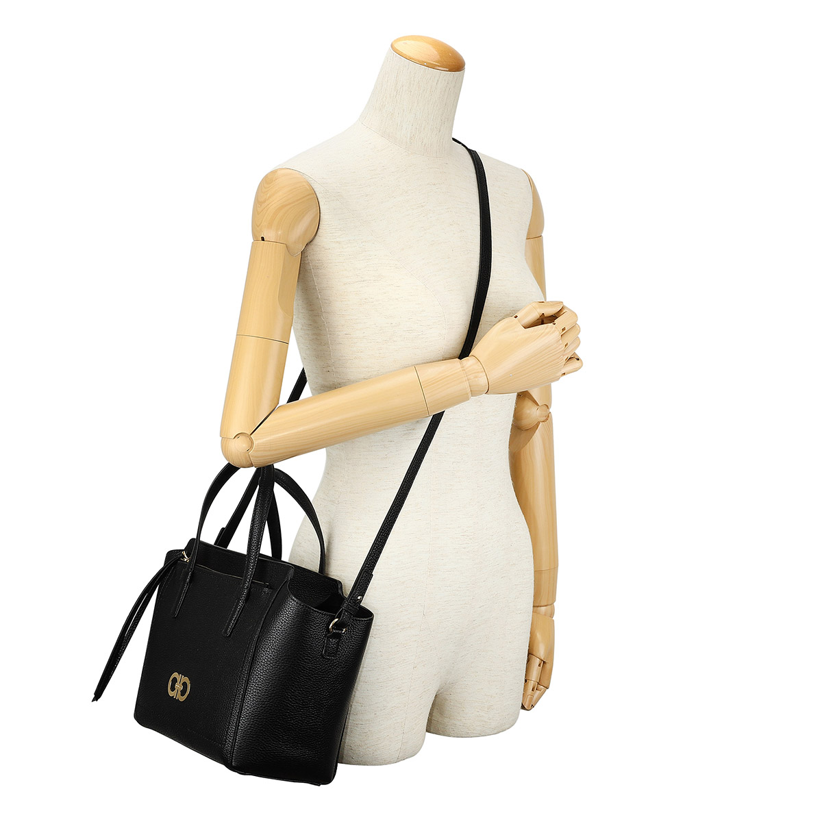 楽天市場】フェラガモ ハンドバッグ FERRAGAMO ガンチーニ 214446