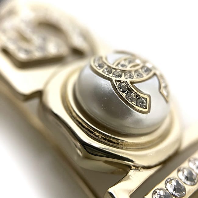 楽天市場】【送料無料】 シャネル ブローチ ゴールド ホワイト NO5 美