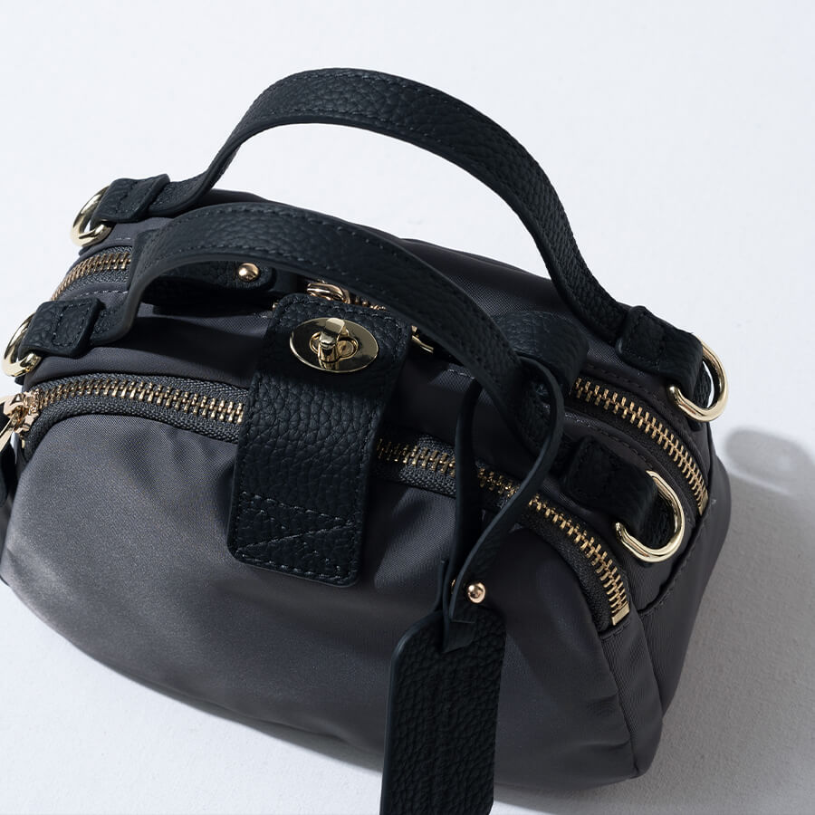 楽天市場】3/4(20時)～2000円オフクーポン ナイロン ショルダーバッグ