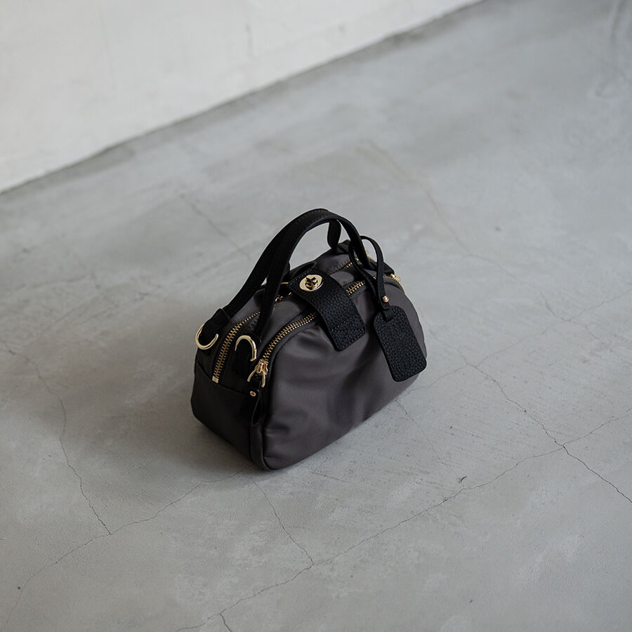 楽天市場】3/4(20時)～2000円オフクーポン ナイロン ショルダーバッグ