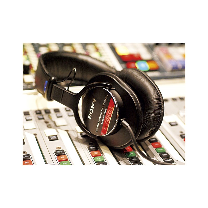 SONY 有線 密閉型スタジオモニターヘッドホン 黒 MDR-CD900ST SONY