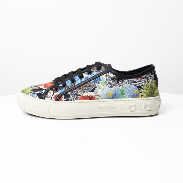 s*o様 サルバトーレ フェラガモ Ferragamo PVC フラットシューズ s*o様