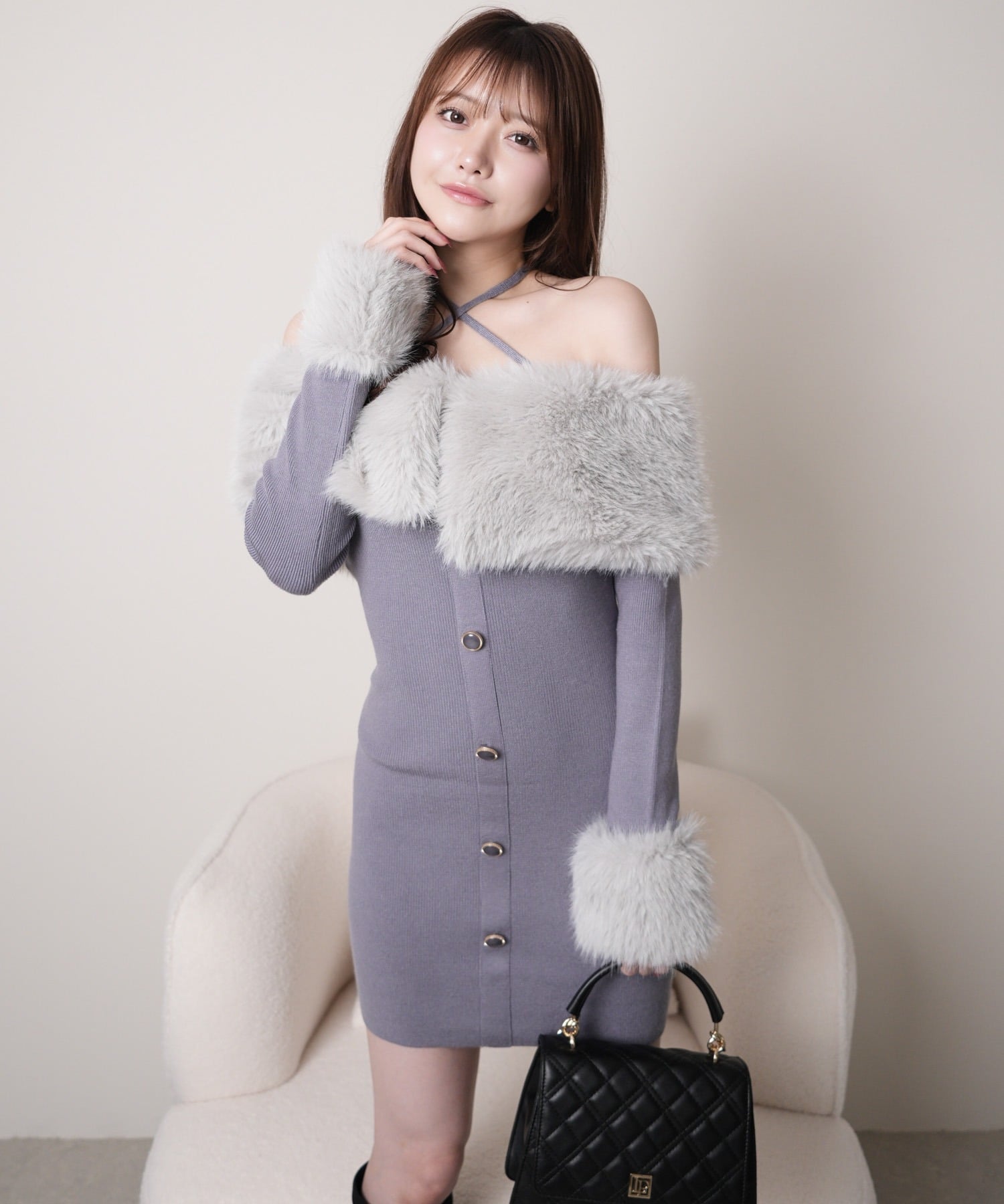 LIP SERVICE｜LIP SERVICE/(W)ファーオフショルボタンニットワンピース