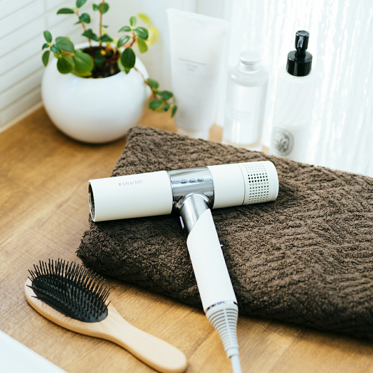 楽天市場】KINUJO Hair Dryer キヌージョ 絹女 キヌジョ ドライヤー