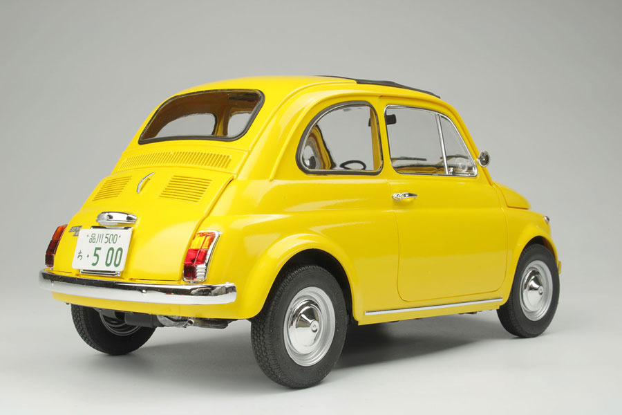 1/12 フィアット500F 1968 ルーフキャリア付属【PIT006:4545782111644