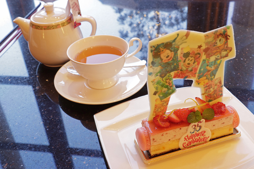 ディズニーホテルにも東京ディズニーリゾート開園35周年を祝う特別