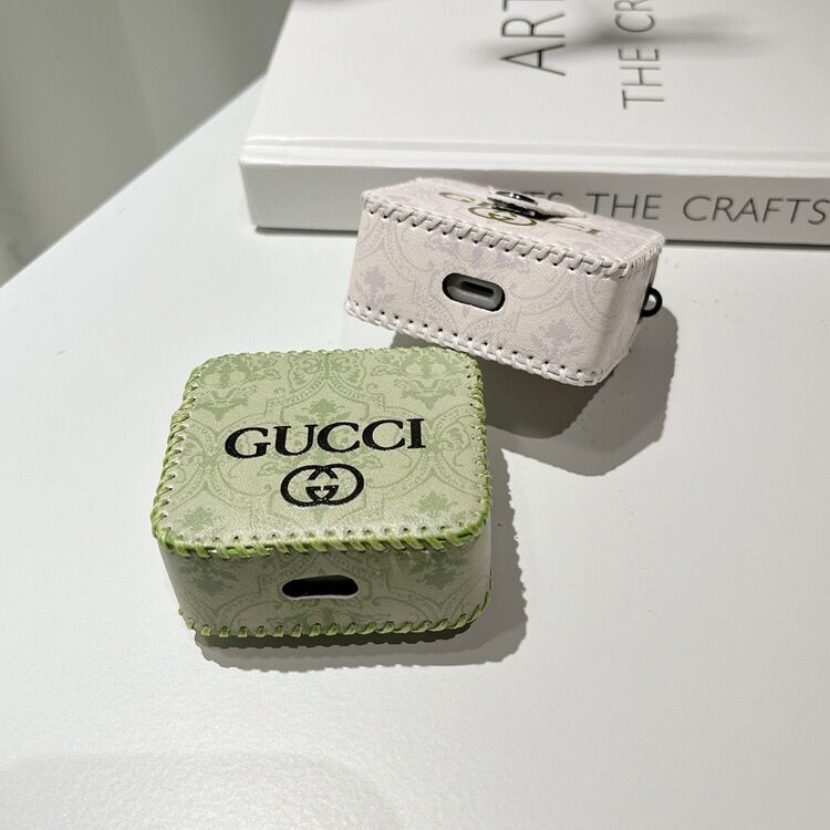 グッチ AirPods Pro2/1・AirPods 3/2/1ケース チェーンストラップ付き