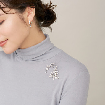 VBMV4785__UT クリスマスツリー ブローチ｜ブローチ｜ヴァンドーム