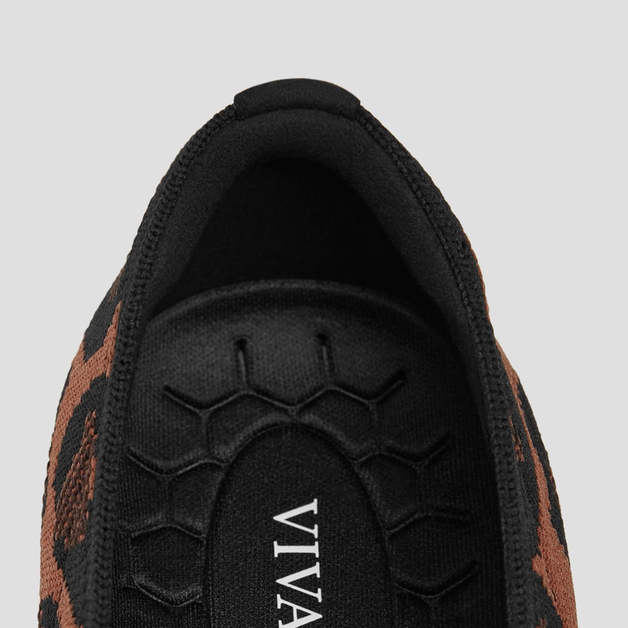 Francesca] アーモンドトゥ プラットフォーム トラックソール