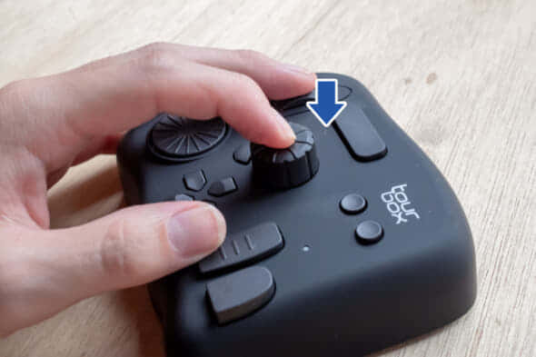 TourBox NEO ノブ・ダイヤルにプレス機能を追加した新モデル ｜ VOLTECHNO