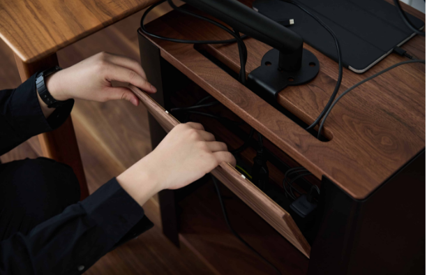 ガジェット収納モニターアームワゴン WAAKwagon CUBE | WAAK°