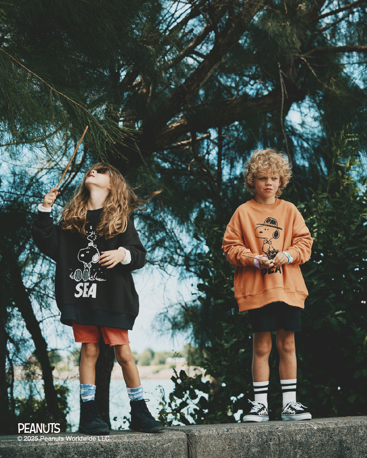 SMOOTHY x WDS Snoopy Washed Kids Crewneck Sweatshirt – WIND AND SEA