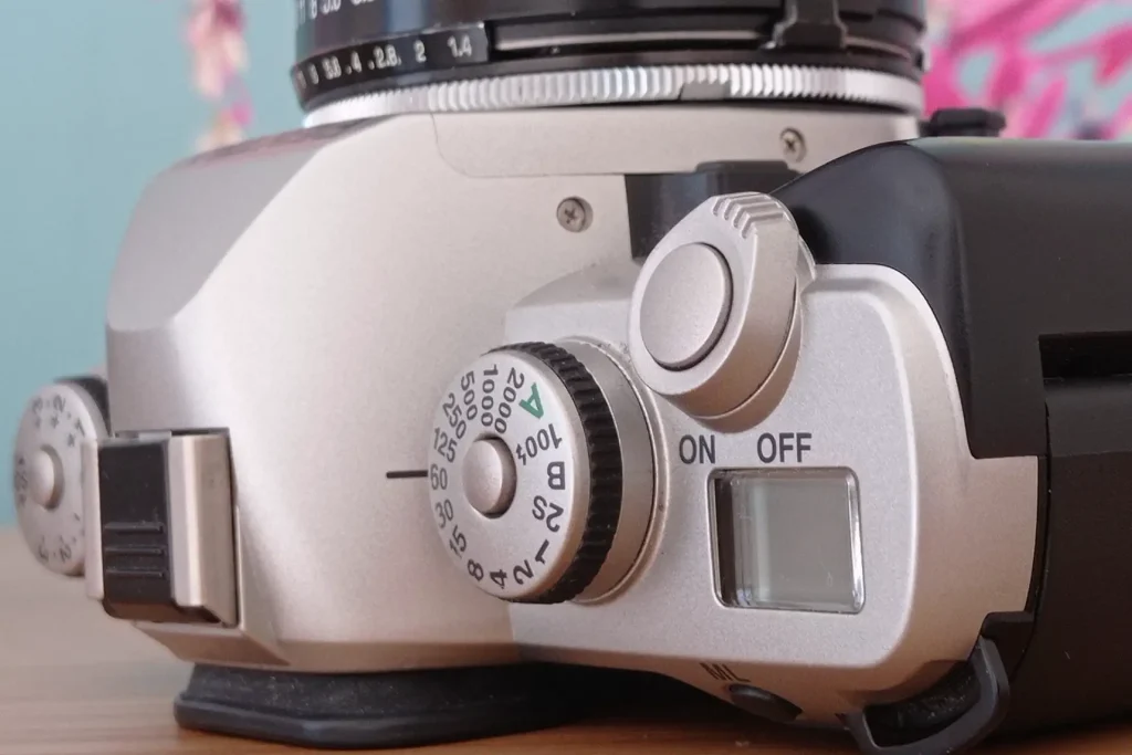 The Pentax MZ-M (ZX-M) Review - The Ultimate Beginner's 35mm SLR?
