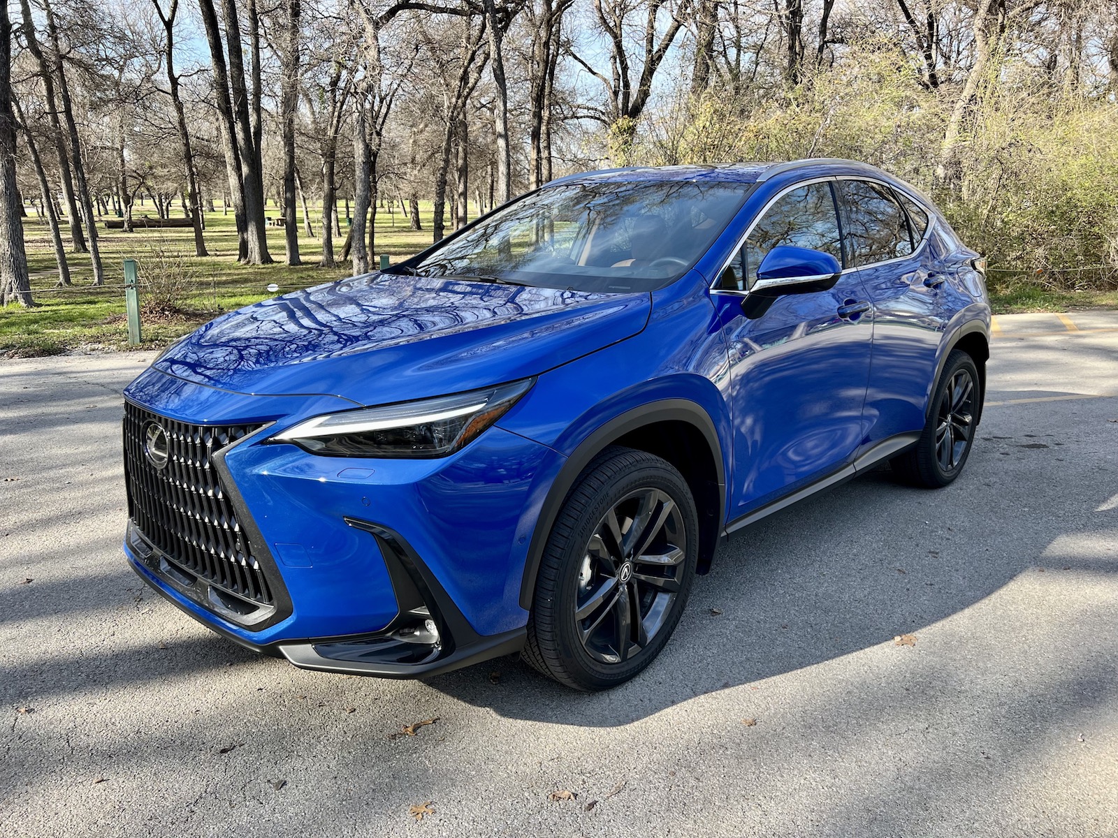 REVIEW: 2023 Lexus NX 450h+ Luxury
