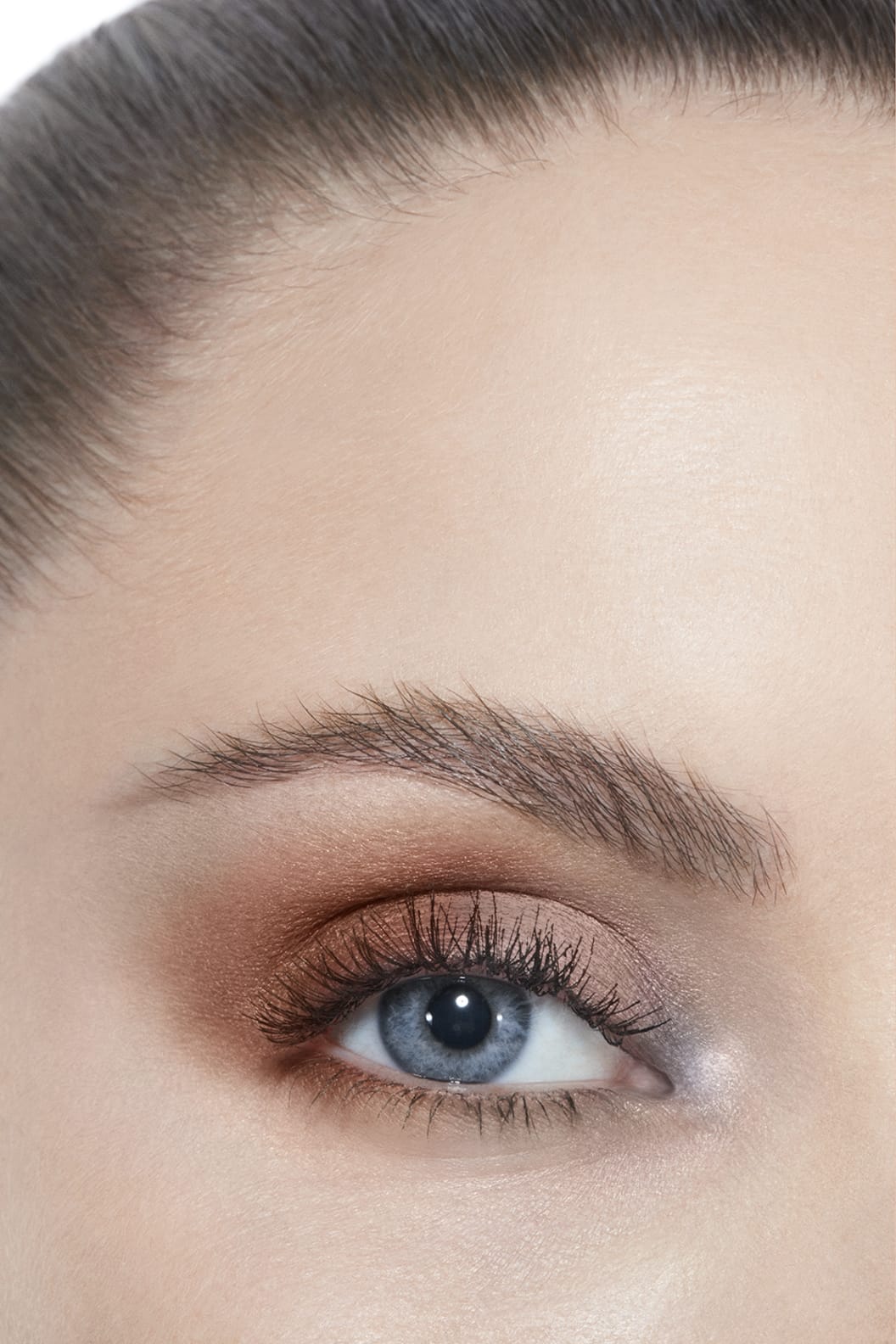 レ キャトル オンブル ブトン 4色アイシャドウ（マルチ エフェクト