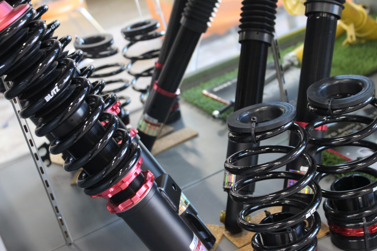 40系アルファード/ヴェルファイア用に人気車高調「ブリッツZZ-R」待望