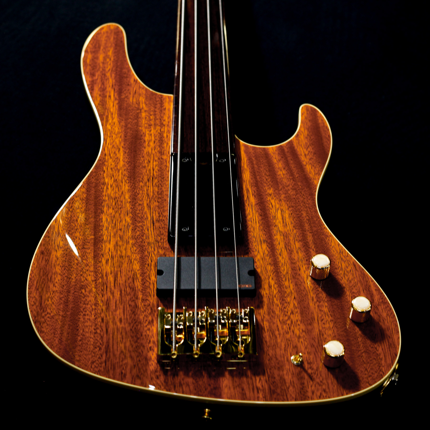 MAIN PAGE - Crews Maniac Sound