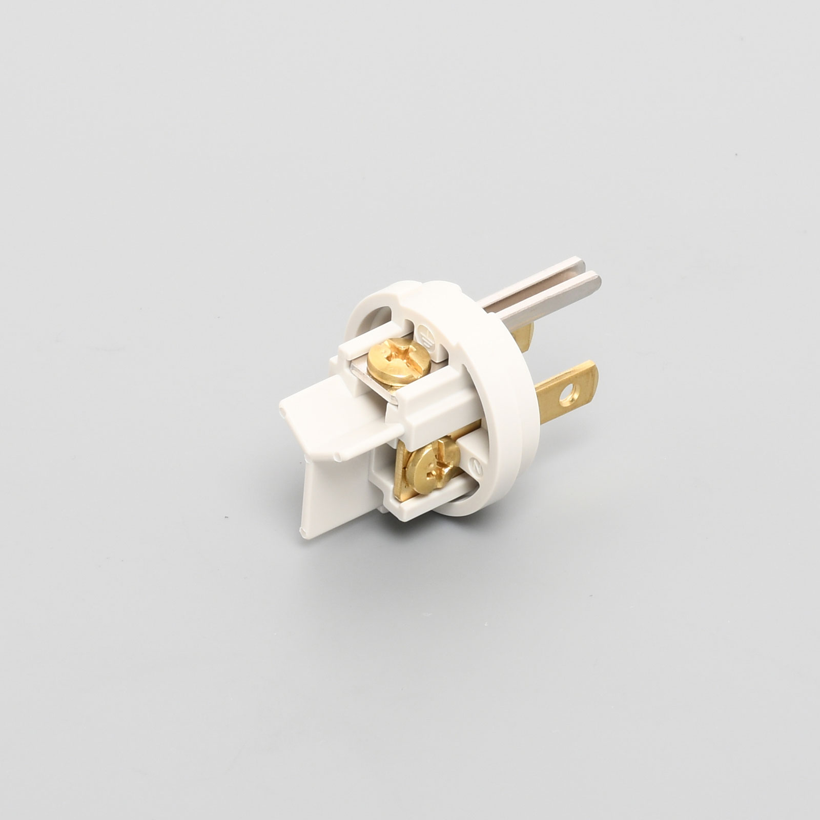 7112GR-IV-New 接地形2P 15A 125V (NEMA 5-15) プラグ (ゴムカバー