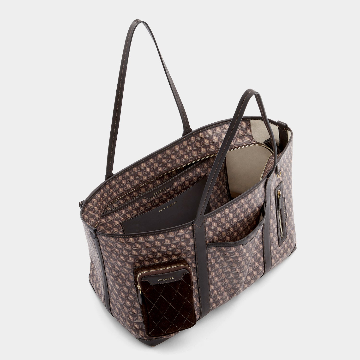 I AM A Plastic Bag」 インフライト・トート | Anya Hindmarch JP