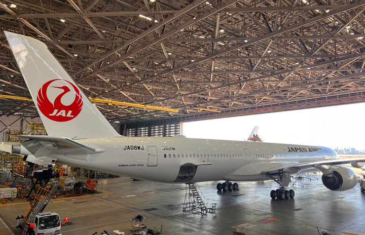 JAL A350-1000、8号機の写真公開 7号機より先に羽田着